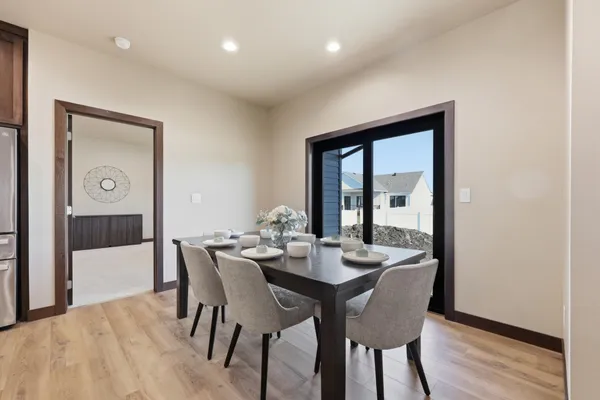 $900,000 | 4257 Pine Parkway South, Fargo, ND 58104