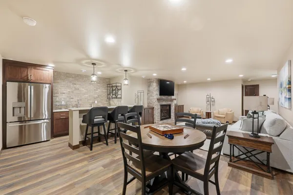 $900,000 | 4257 Pine Parkway South, Fargo, ND 58104