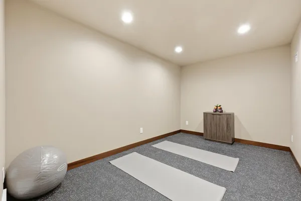 $900,000 | 4257 Pine Parkway South, Fargo, ND 58104
