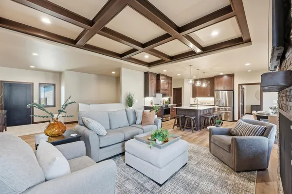 $900,000 | 4257 Pine Parkway South, Fargo, ND 58104