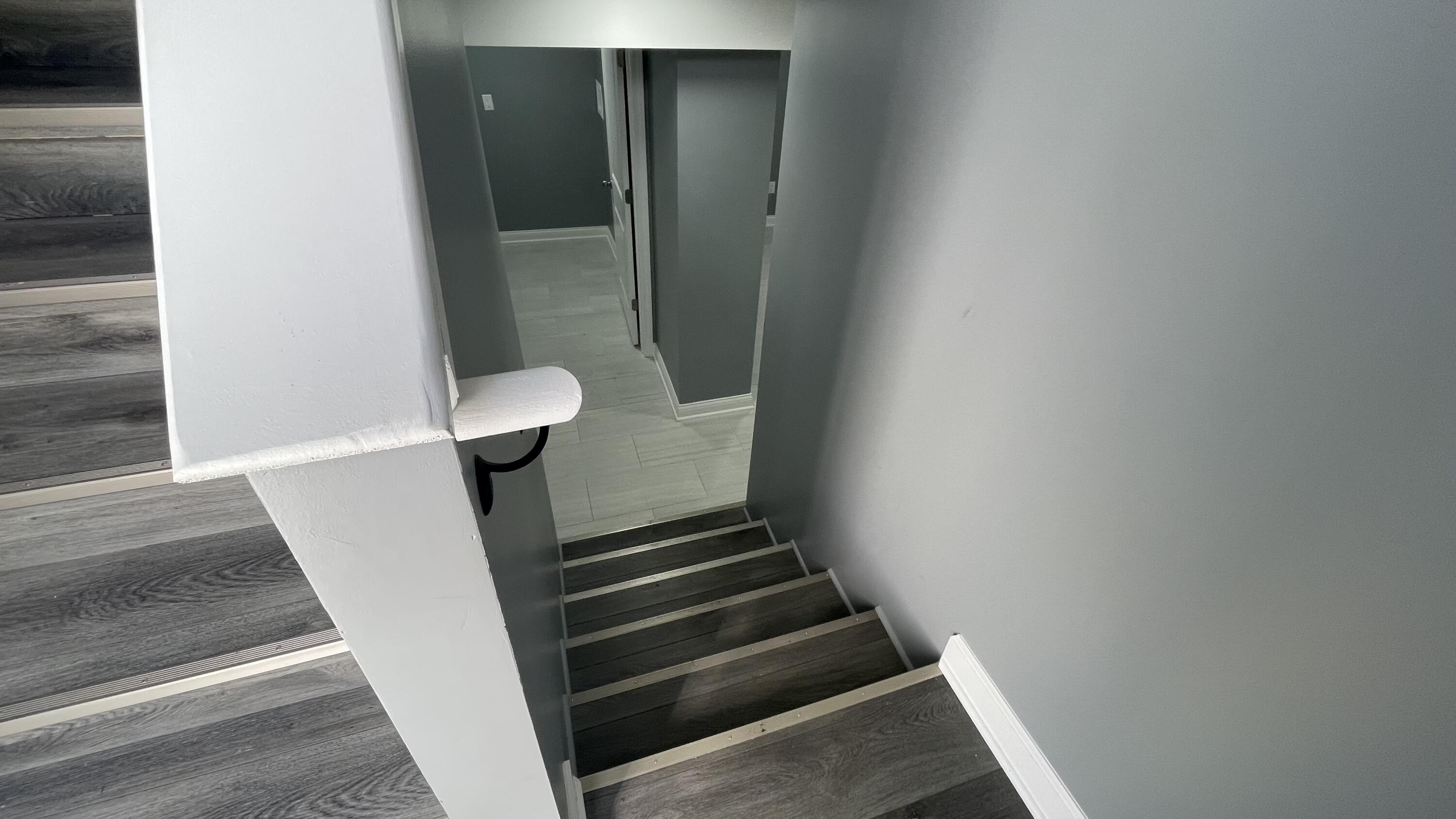 3362 Virginia Street Gary, IN 46409 - Photo 25 of 29 a view of an entryway