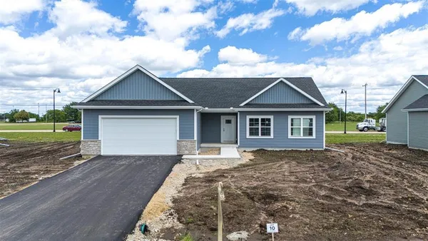 $359,900 | 621 Millar Drive, Beloit, WI 53511