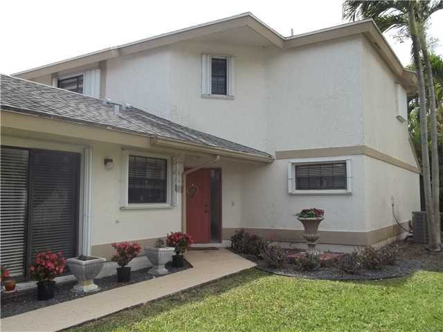 20921 Boca Ridge Drive West Boca Raton, FL 33428 - Photo 1 of 22 Primary Photo