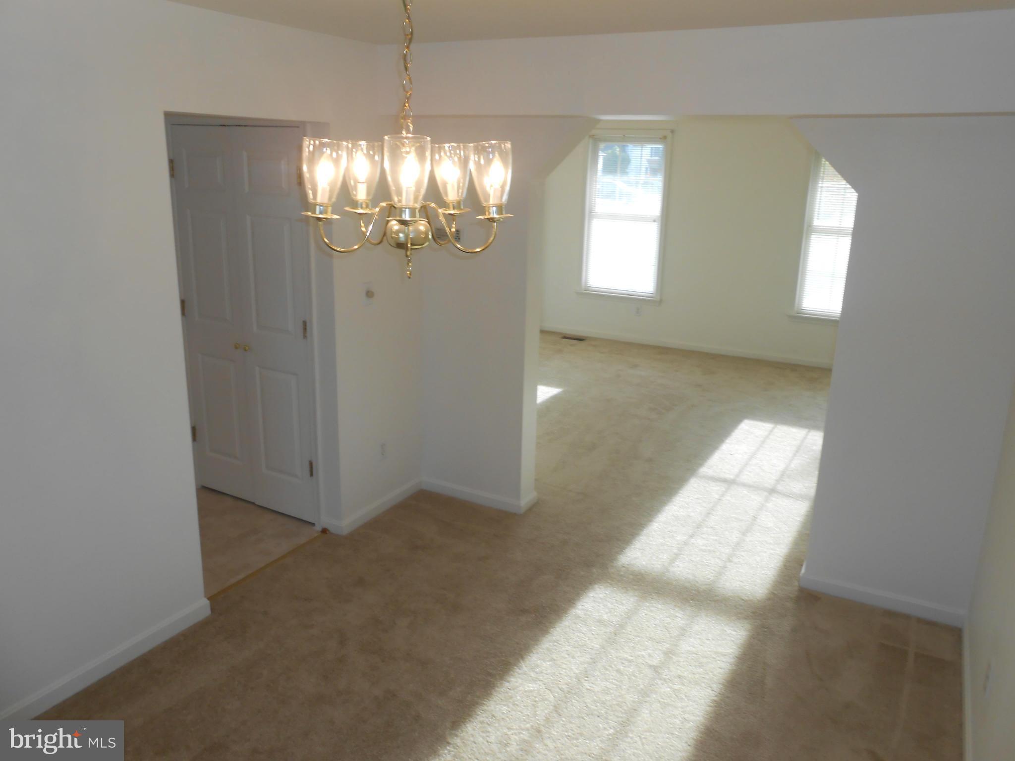 9 Ryan Frost Way Baltimore, MD 21221 - Photo 7 of 23 Dining Room