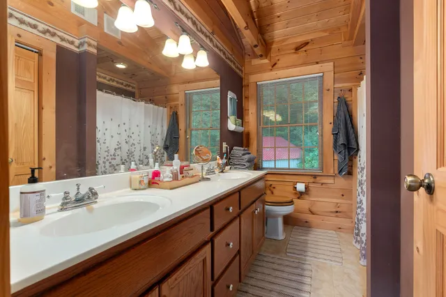 $1,249,900 | 1062 Wilder Highway, Alpine, TN 38543