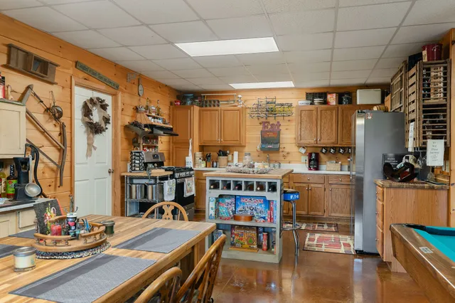 $1,249,900 | 1062 Wilder Highway, Alpine, TN 38543