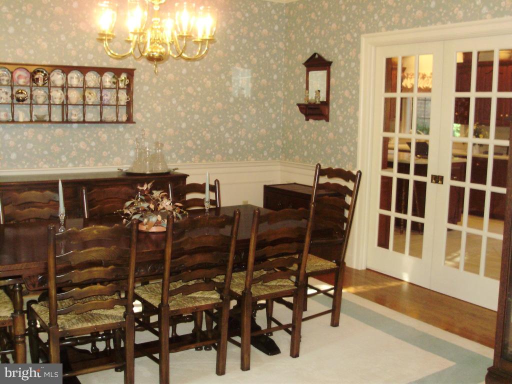 1122 Oakmont Drive Lancaster, PA 17601 - Photo 5 of 17