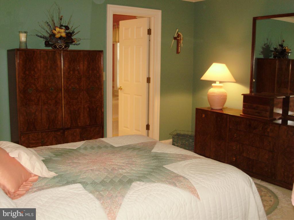 1122 Oakmont Drive Lancaster, PA 17601 - Photo 10 of 17