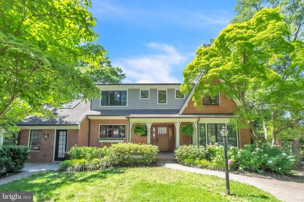 $2,500,000 | 2803 Arizona Terrace Northwest, Washington, DC 20016