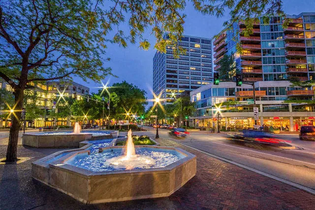 $4,275 | 1720 Central Street, Unit 223, Evanston, IL 60201