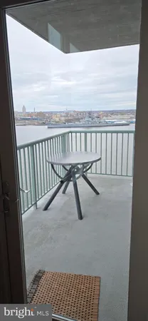 $2,600 | 717 South Christopher Columbus Boulevard, Unit 1505, Philadelphia, PA 19147