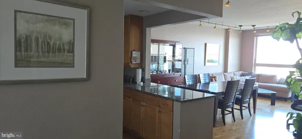 $2,600 | 717 South Christopher Columbus Boulevard, Unit 1505, Philadelphia, PA 19147