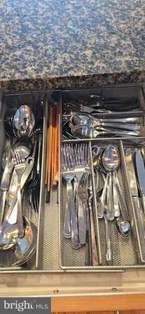 $2,600 | 717 South Christopher Columbus Boulevard, Unit 1505, Philadelphia, PA 19147