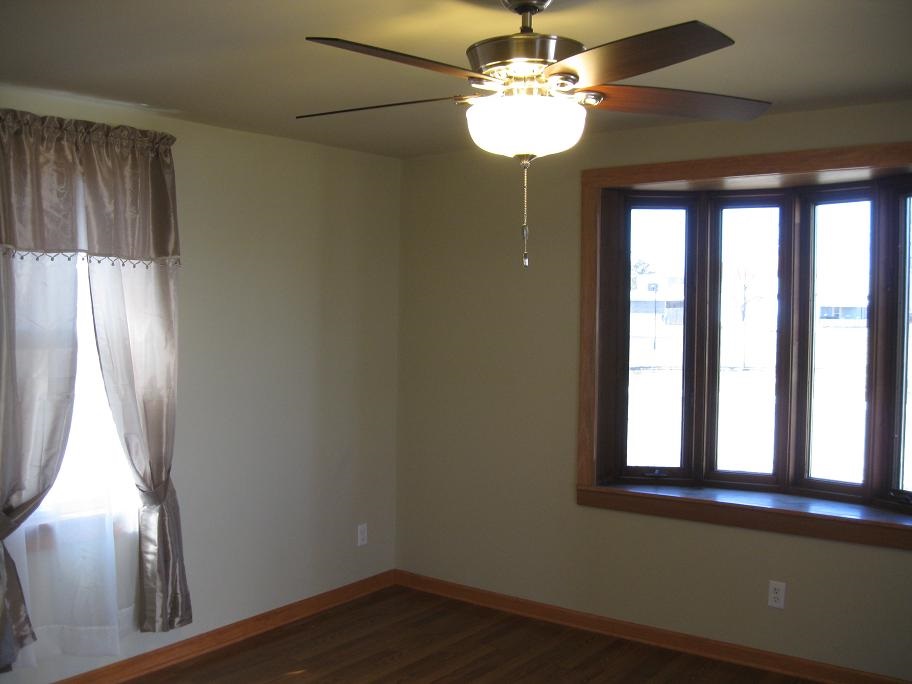 717 Winchester Street Decatur, IN 46733 - Photo 5 of 24