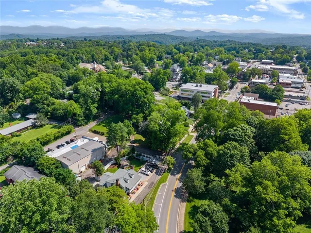 $1,975,000 | 168 West Main Street, Dahlonega, GA 30533