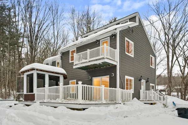 $575,000 | 198 Uxbridge Road, Sutton, MA 01590