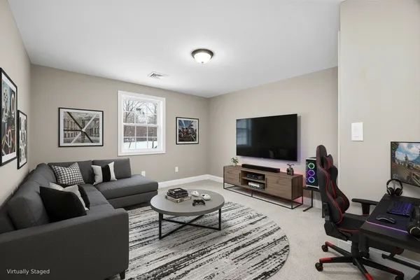 $575,000 | 198 Uxbridge Road, Sutton, MA 01590