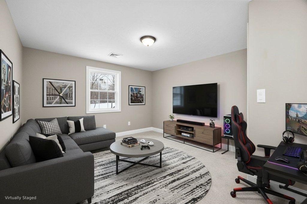 198 Uxbridge Road Sutton, MA 01590 - Photo 15 of 38