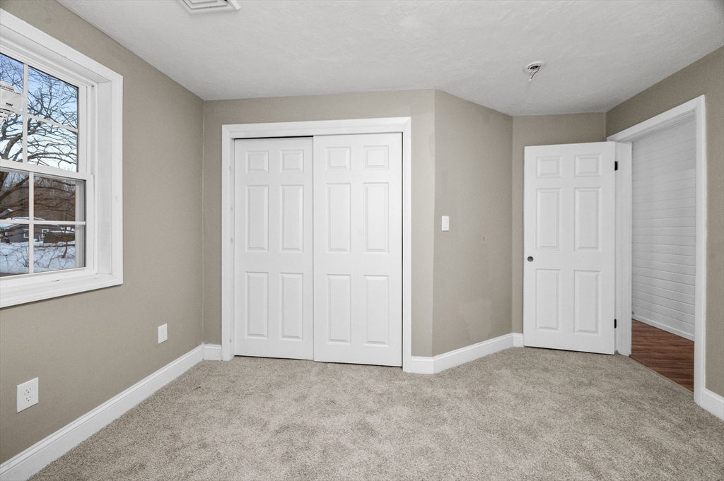 198 Uxbridge Road Sutton, MA 01590 - Photo 35 of 38