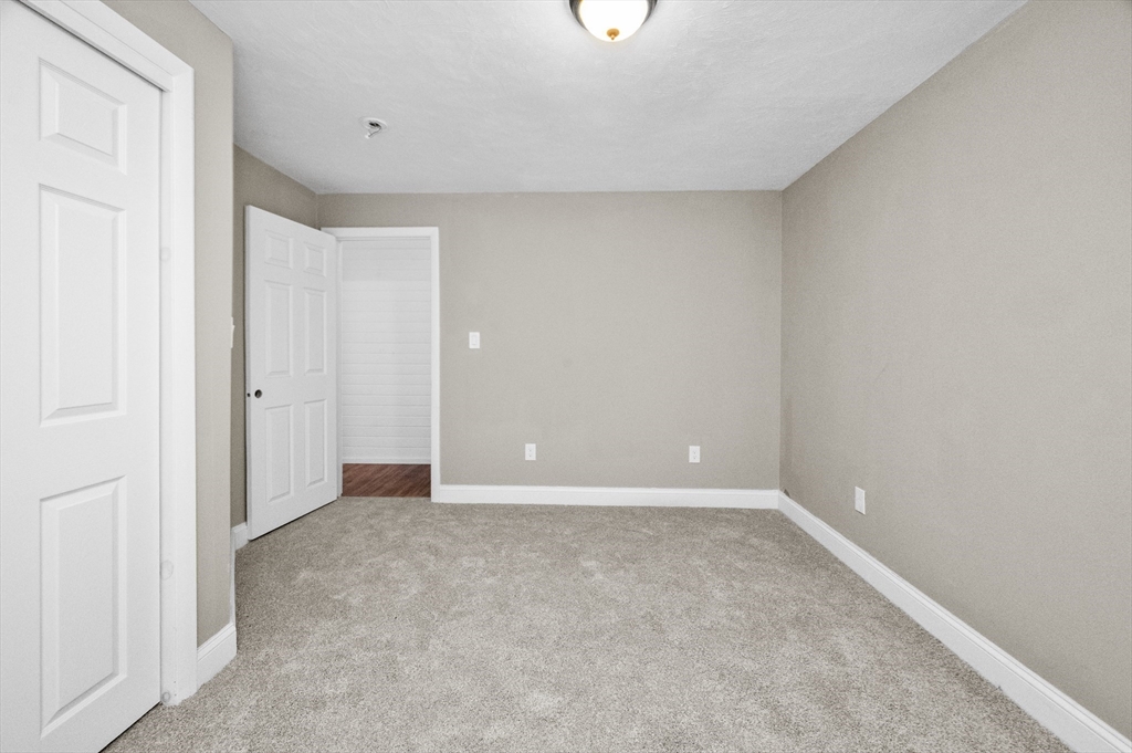 198 Uxbridge Road Sutton, MA 01590 - Photo 36 of 38