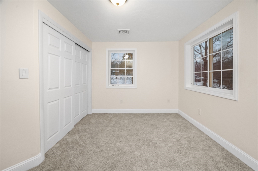 198 Uxbridge Road Sutton, MA 01590 - Photo 37 of 38