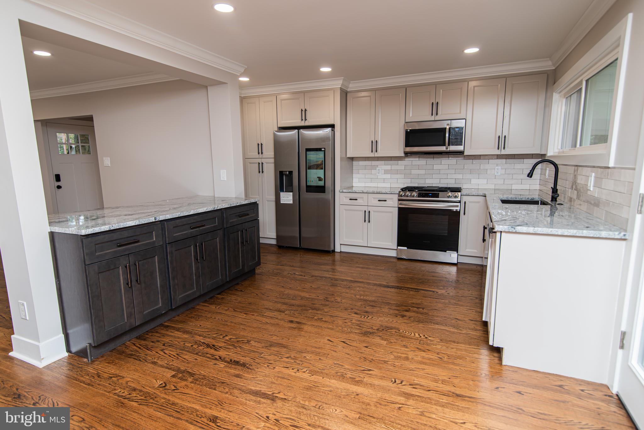 318 Old Farm Road Wyncote, PA 19095 - Photo 20 of 48