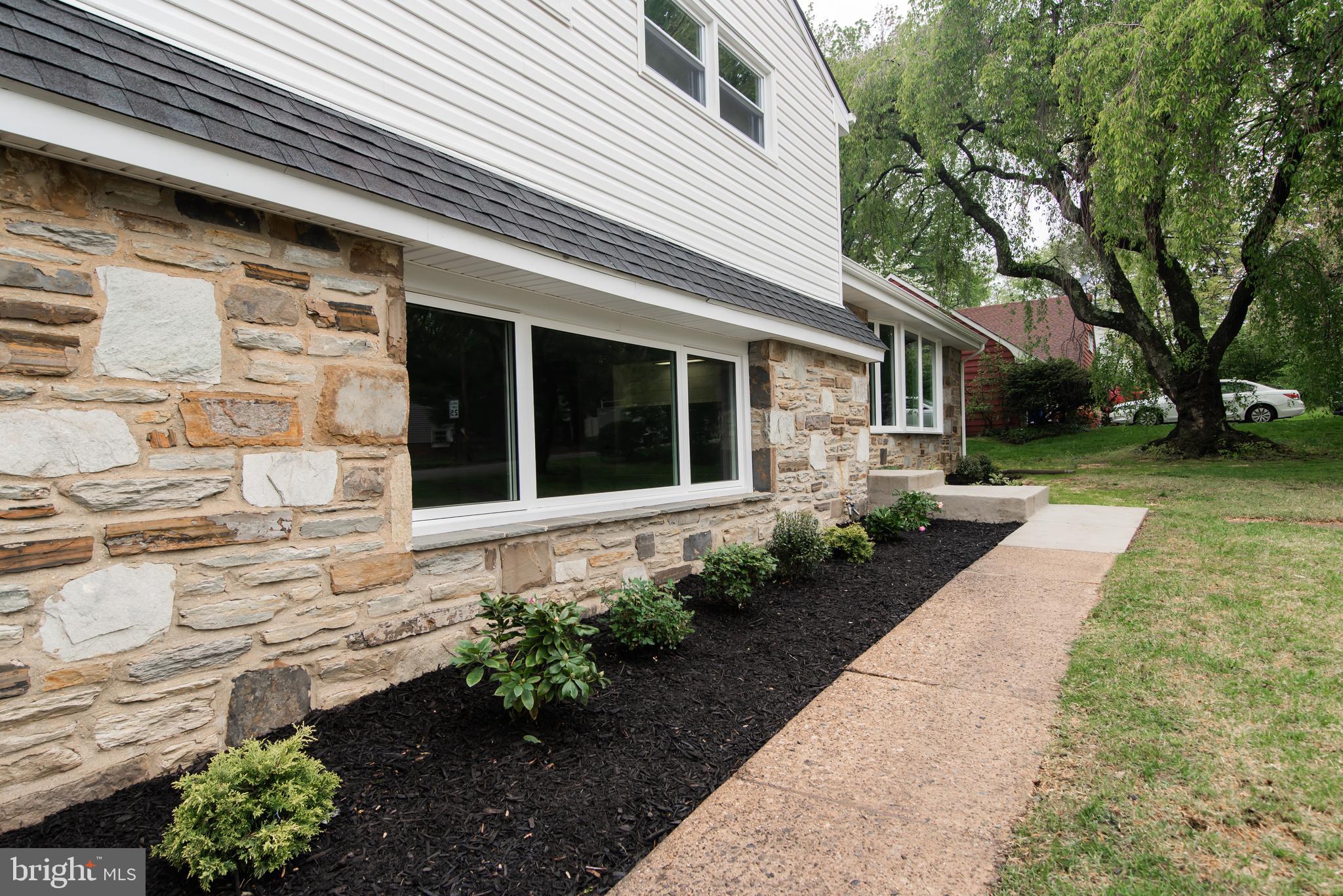 318 Old Farm Road Wyncote, PA 19095 - Photo 6 of 48