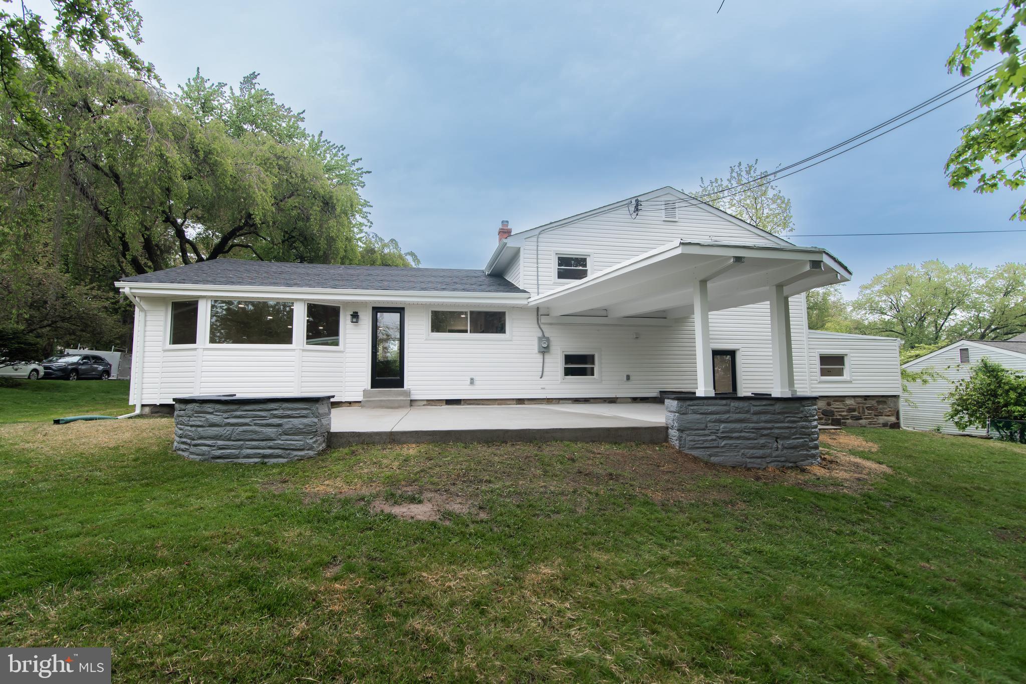 318 Old Farm Road Wyncote, PA 19095 - Photo 10 of 48