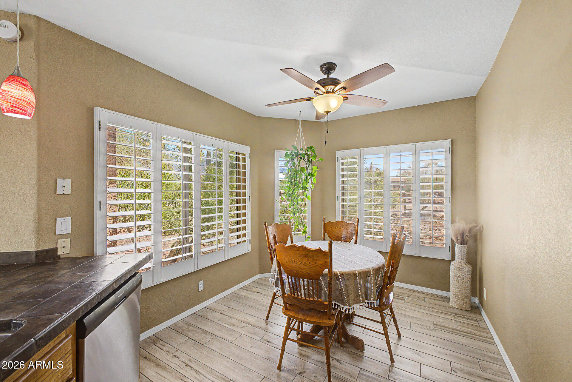 1502 South Prospectors Road Apache Junction, AZ 85119 - Photo 16 of 93 16 - Prospector