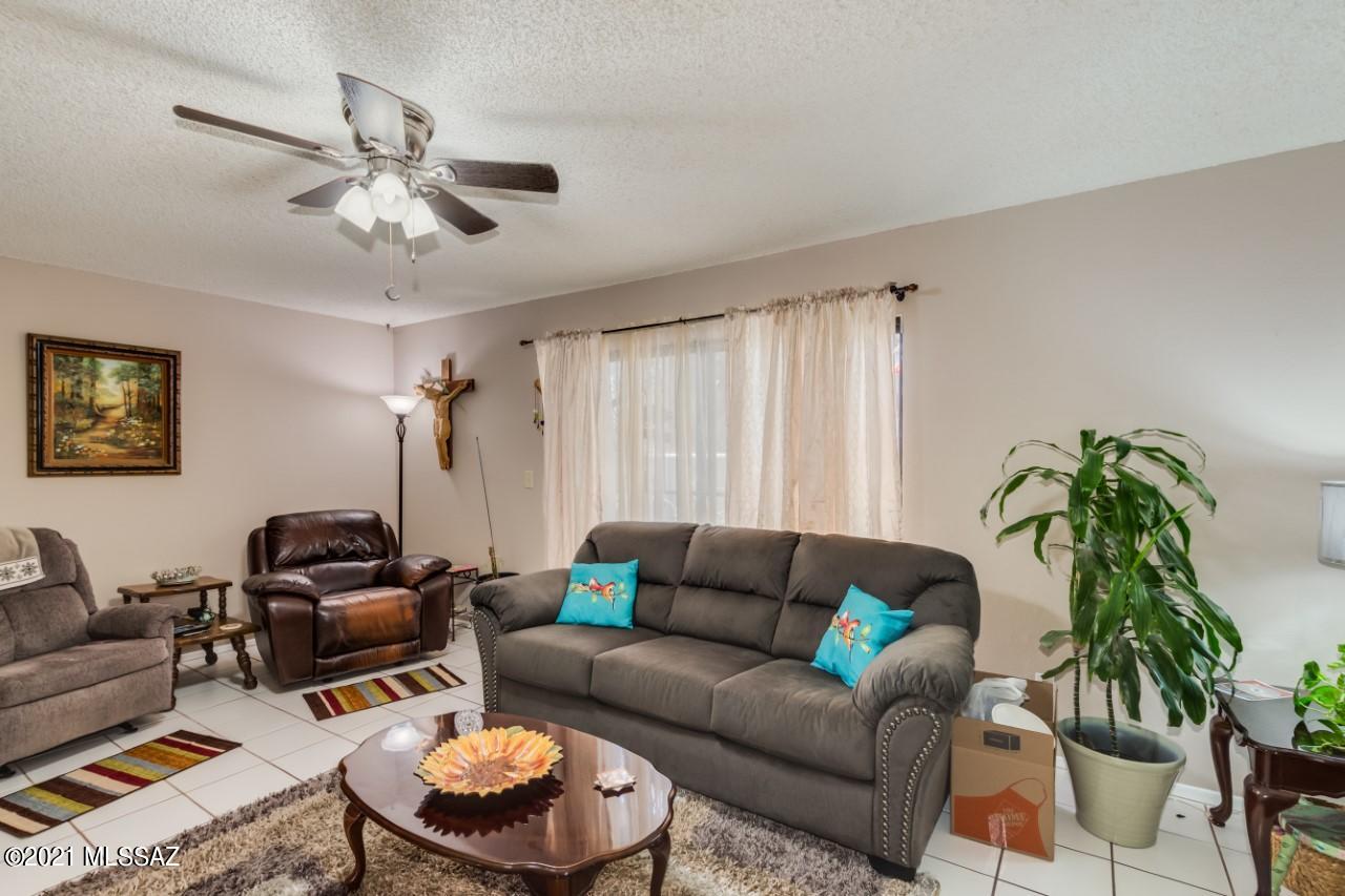 2755 West Anklam Road, Unit D Tucson, AZ 85745 - Photo 9 of 19