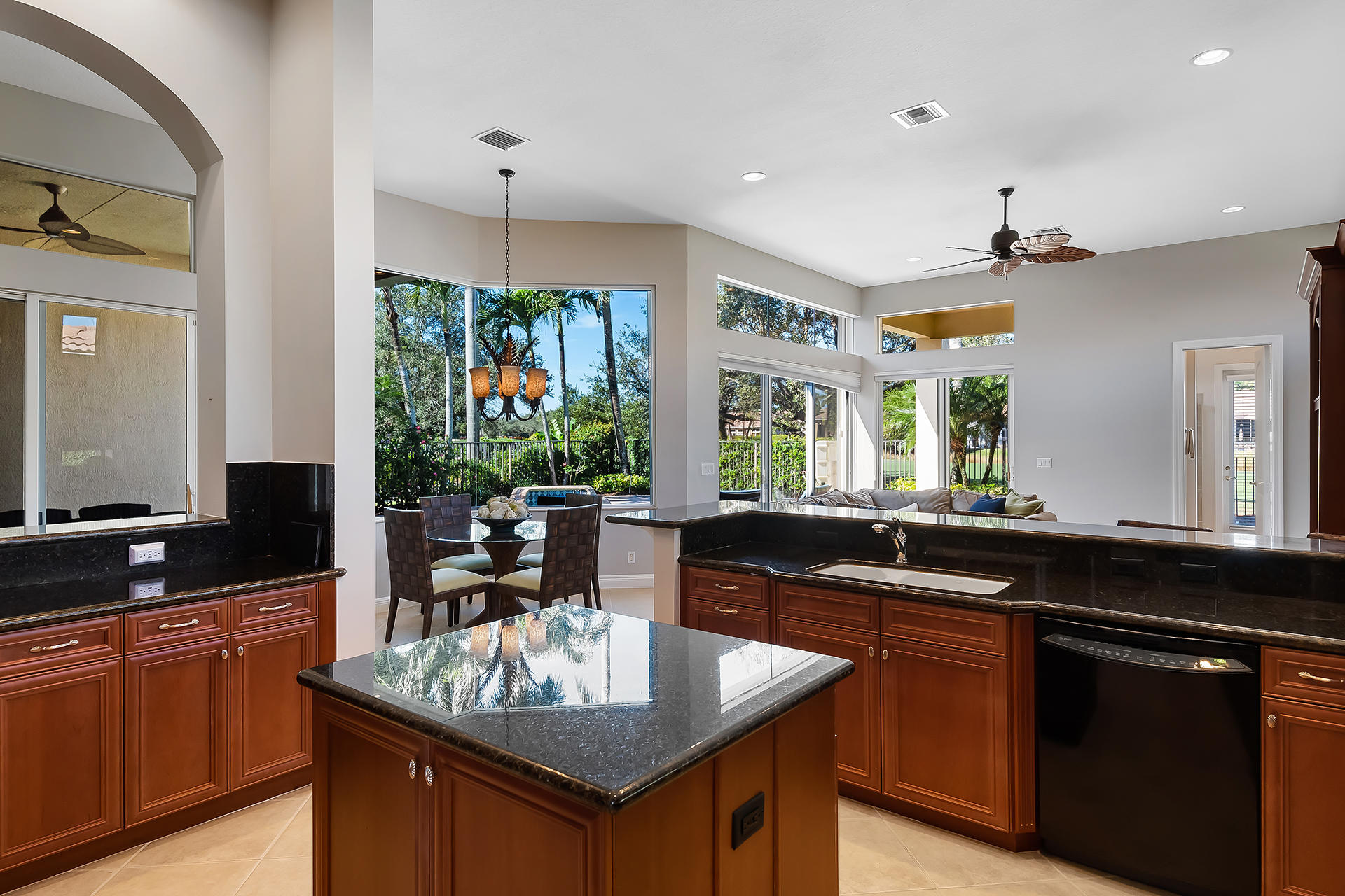 8071 Laurel Ridge Court Delray Beach, FL 33446 - Photo 16 of 49 DSC_0066