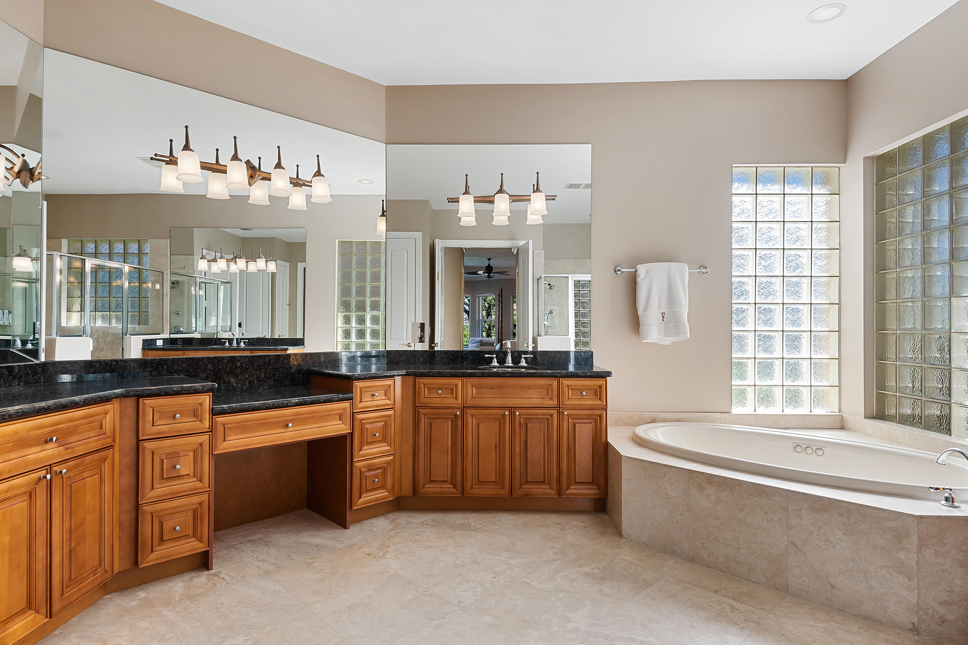 8071 Laurel Ridge Court Delray Beach, FL 33446 - Photo 31 of 49 DSC_0027