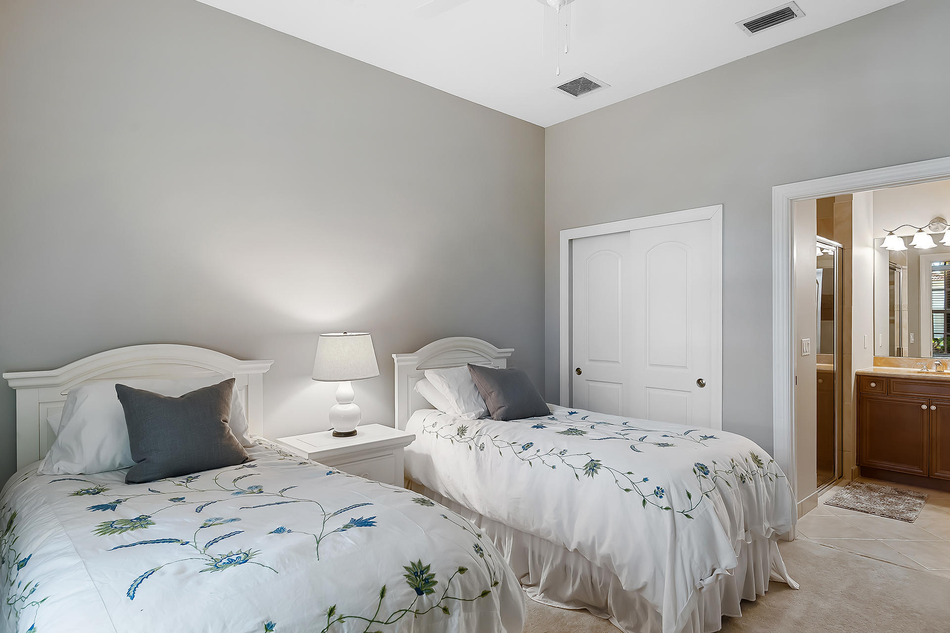 8071 Laurel Ridge Court Delray Beach, FL 33446 - Photo 39 of 49 DSC_9993