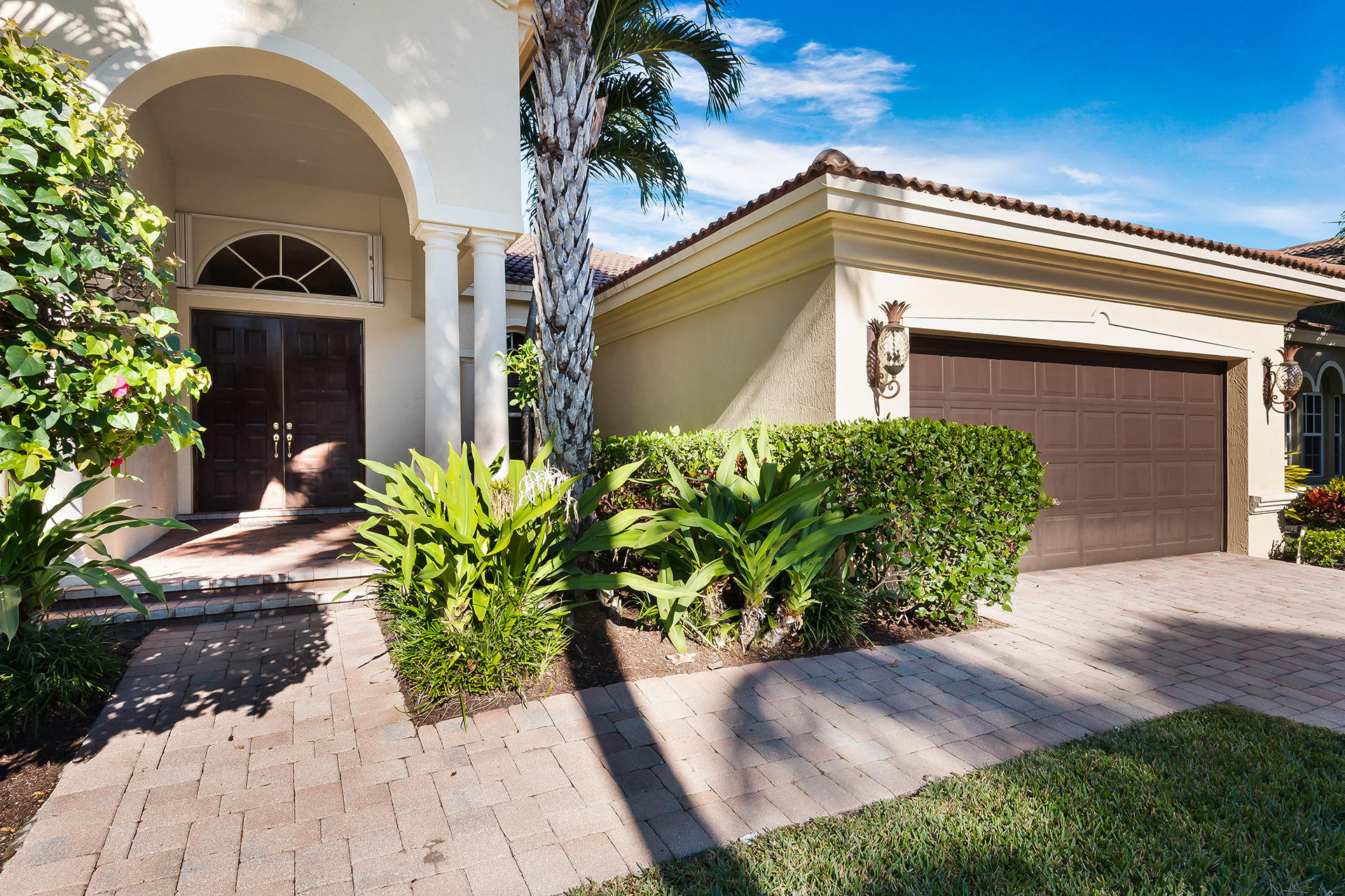 8071 Laurel Ridge Court Delray Beach, FL 33446 - Photo 6 of 49 DSC_9927