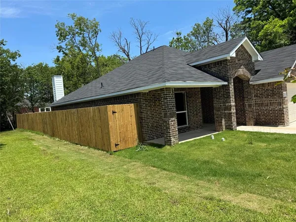 $1,650 | 3912 Oneal Street, Greenville, TX 75401