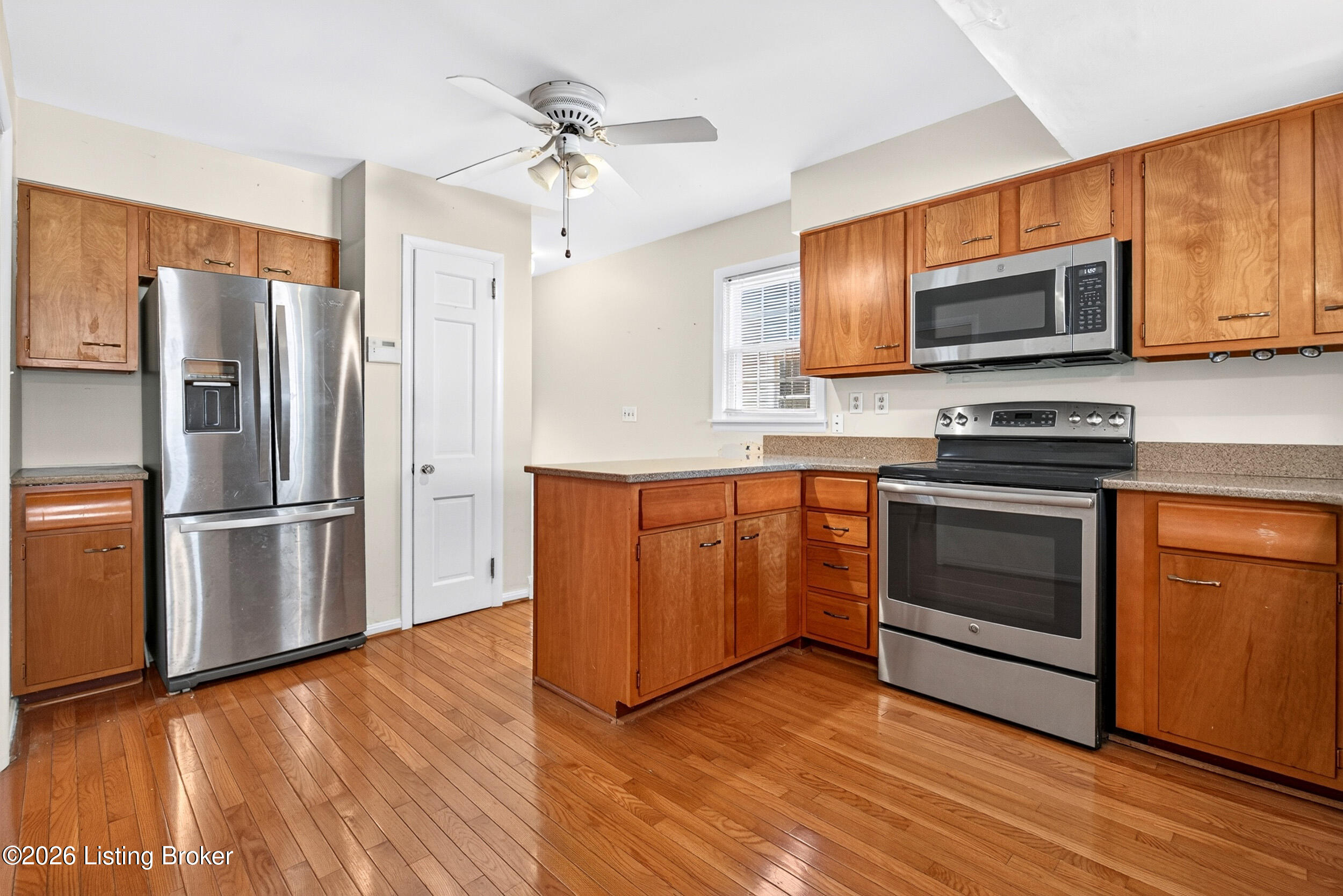 4021 Springhill Road Louisville, KY 40207 - Photo 9 of 56 4021 Springhill Rd-26