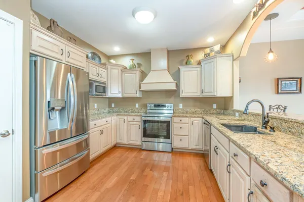 $480,000 | 20726 Augusta Drive, Lawrenceburg, IN 47025