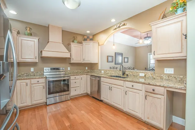 $489,900 | 20726 Augusta Drive, Lawrenceburg, IN 47025