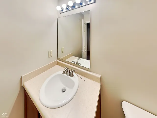 $1,695 | 1559 Whisler Drive, Greenfield, IN 46140