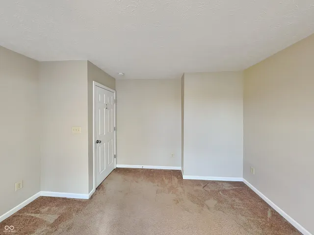 $1,695 | 1559 Whisler Drive, Greenfield, IN 46140