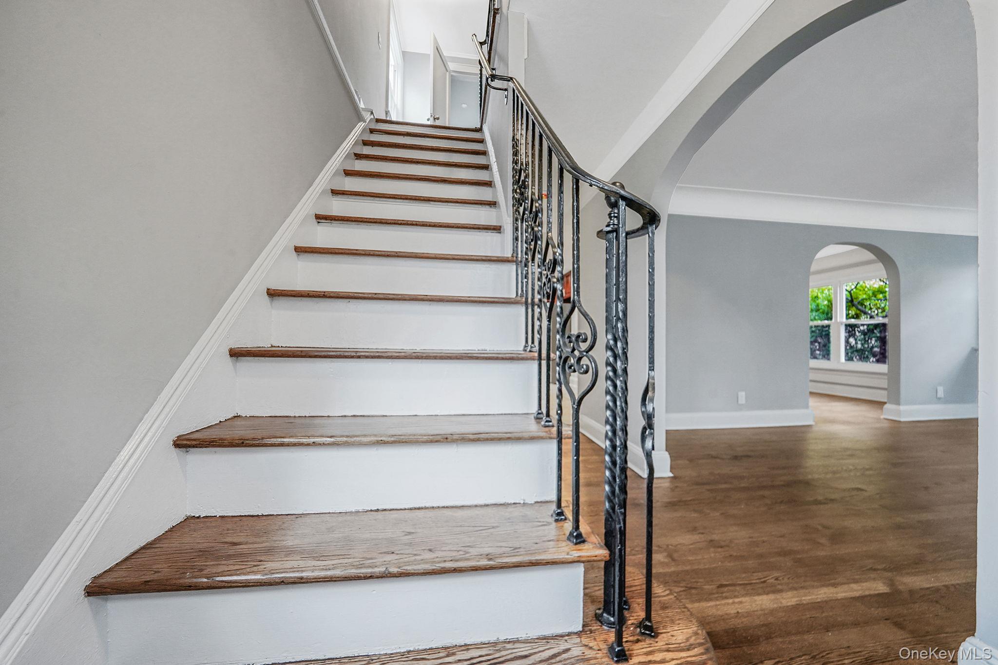 132 Duncan Road Hempstead, NY 11550 - Photo 6 of 21 a view of entryway