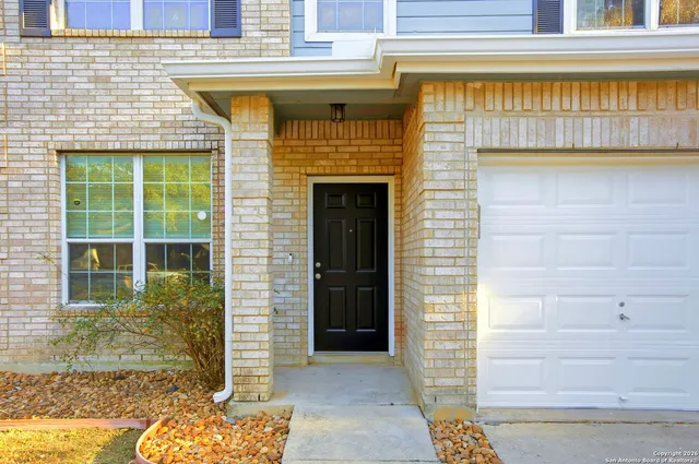 $2,150 | 8714 Tioga Pass, Helotes, TX 78023