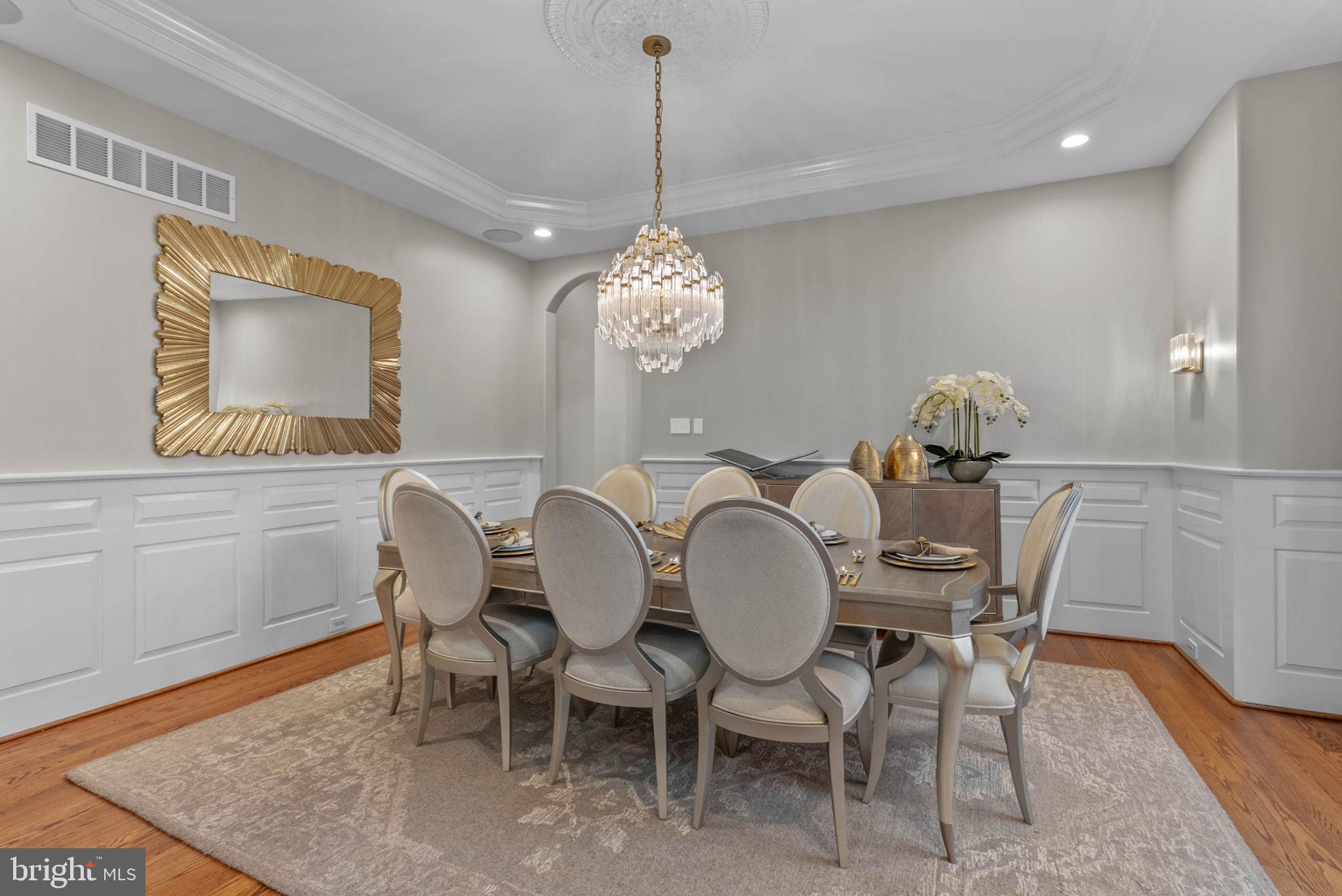801 South Penn Oak Road Lower Gwynedd, PA 19002 - Photo 30 of 114 a dining room with furniture a rug and wooden floor