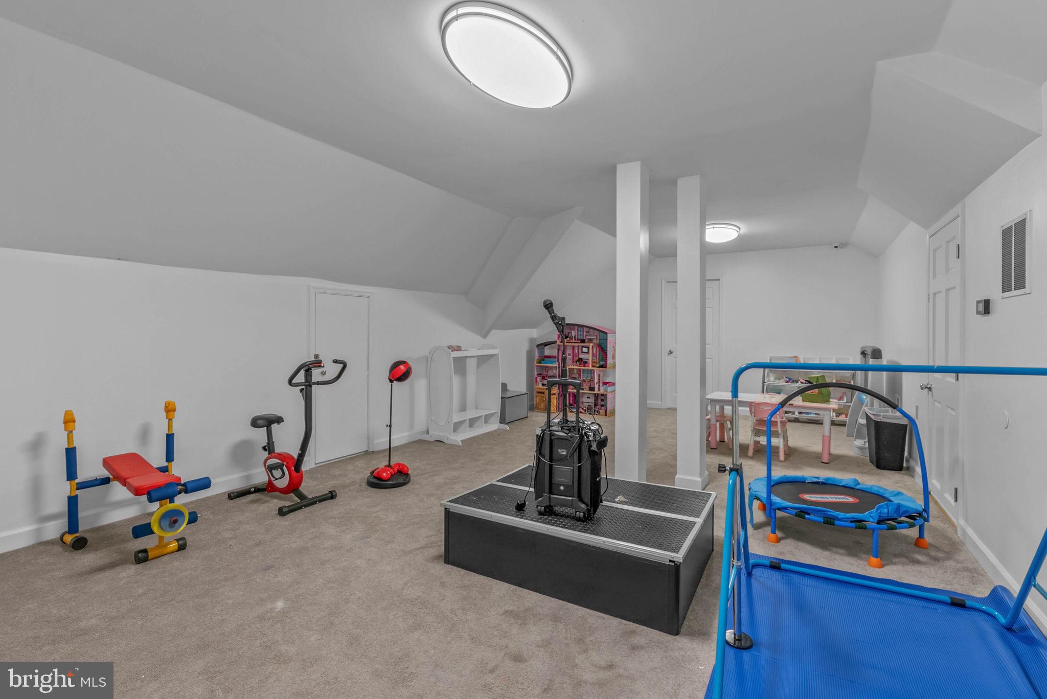 801 South Penn Oak Road Lower Gwynedd, PA 19002 - Photo 79 of 114