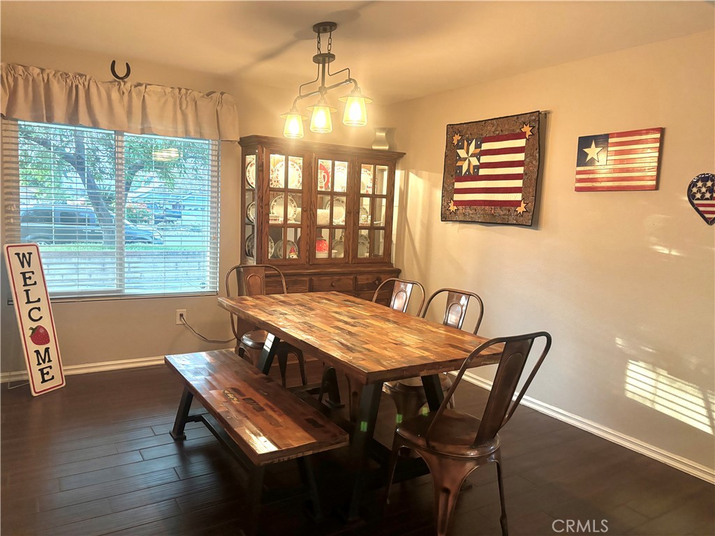 11010 Kayjay Street Riverside, CA 92503 - Photo 6 of 52 Dining Room