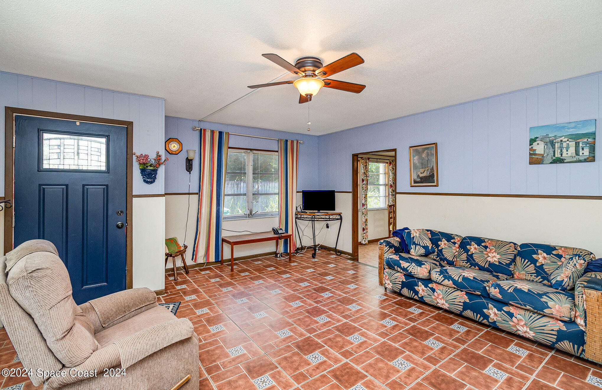 1707 Platt Street Melbourne, FL 32901 - Photo 4 of 32 a living room with furniture