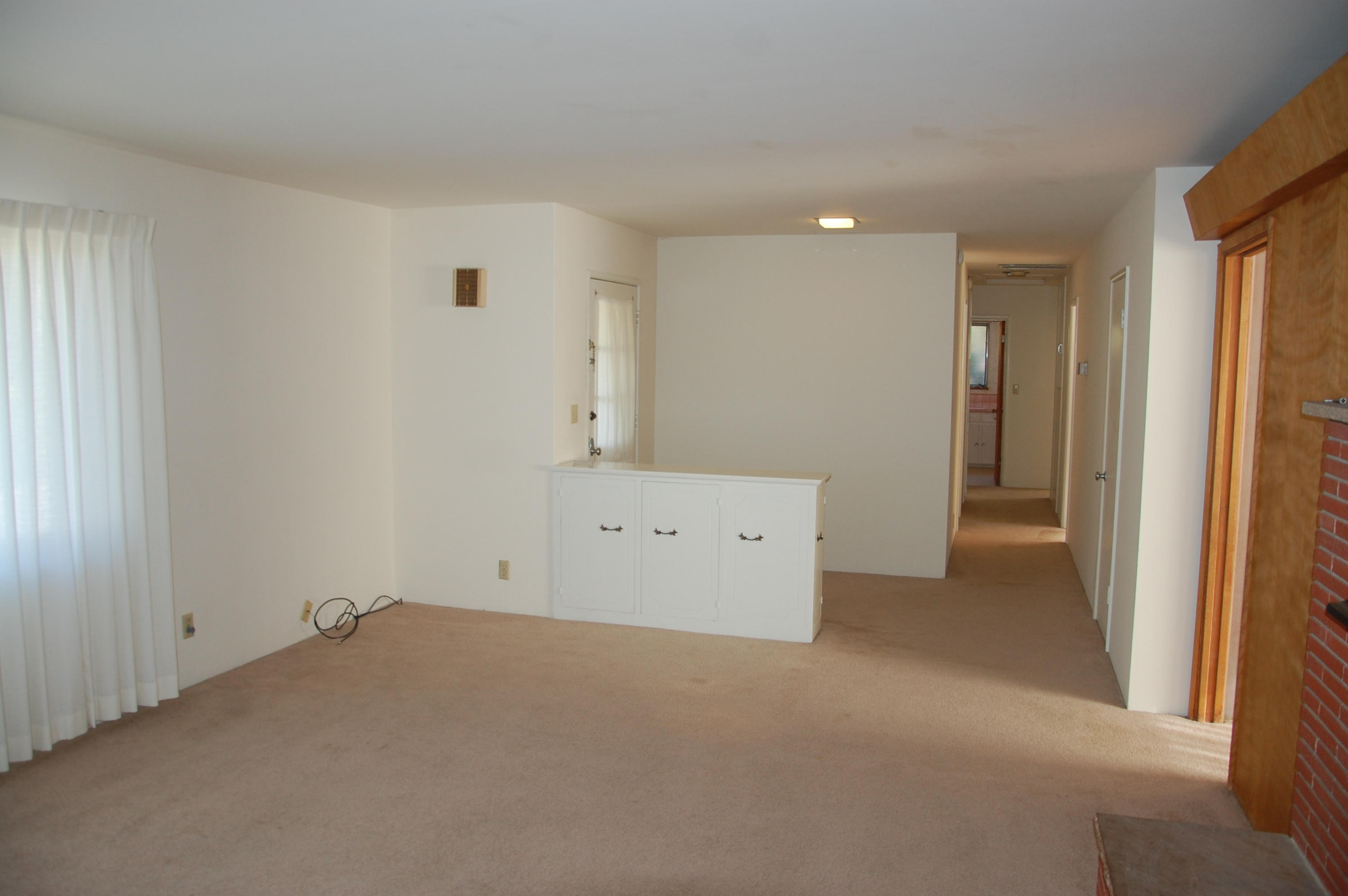 3933 Foothill Road Santa Barbara, CA 93110 - Photo 9 of 28 a view of room