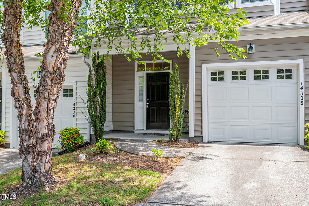 14328 Foxcroft Road Raleigh, NC 27614 - Photo 2 of 34 14328 Foxcroft Road_03