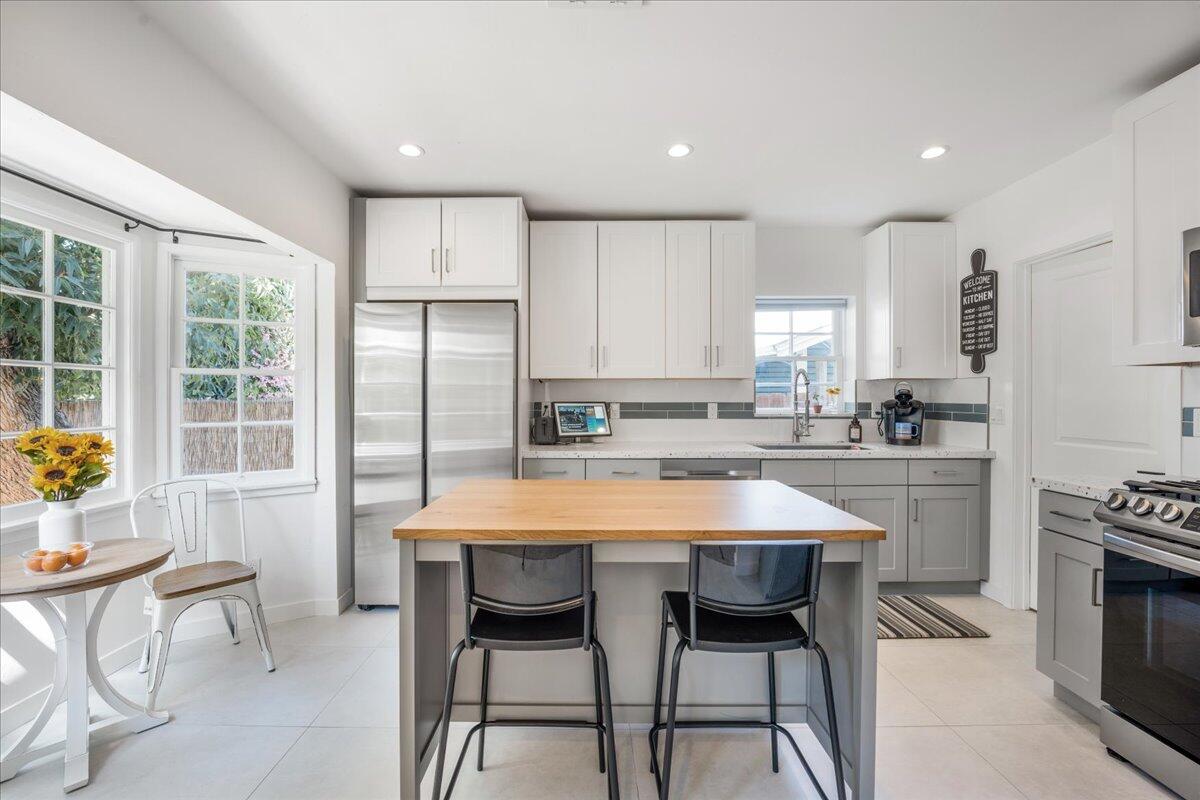 643 Cypress Circle Redlands, CA 92373 - Photo 3 of 33 18-DAN02265