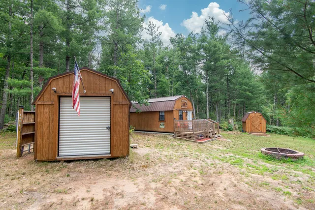 $89,900 | 8532 West 1st Street, Idlewild, MI 49642